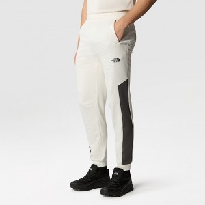 The North Face Mountain Athletics Fleece Jogger Pantolon Erkek Beyaz | NF0A28M7W